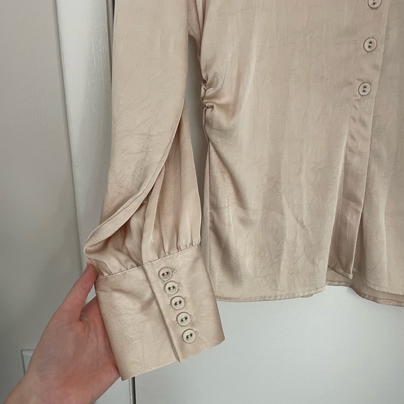 Zara Shoulder Pad Satin Effect Button Down Shirt - Picture 4 of 5